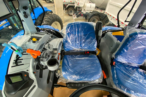Trator Agrícola New Holland T7.205 Pneu Dual