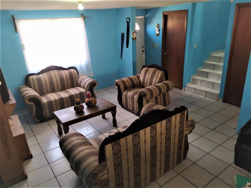 Imagen 3 de 15 de Casa En Venta En Fraccionamiento Hacienda Las Flores