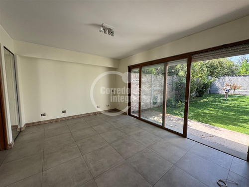 Casa En Venta De 7 Dorm. En Las Condes