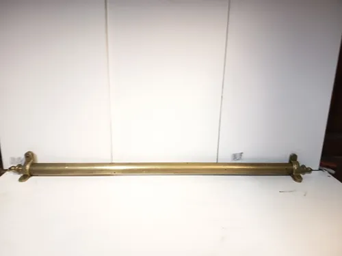 Barras Sujeta Alfombras Para Escalera , En Bronce 45 Cm 2 Cm Son De Bronce Dorado Oscuro (Usado)
