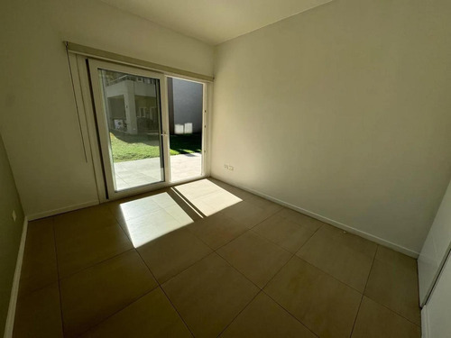 Departamento En Venta - 1 Dormitorio 1 Baño - Cochera - 60mts2 - Pilar