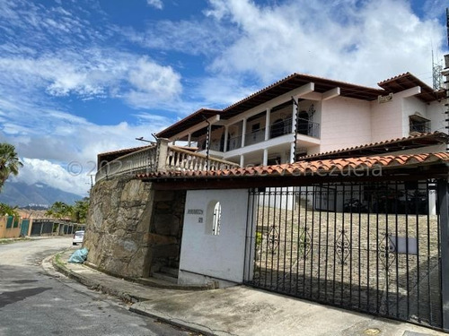 Imagen 1 de 24 de Prados Del Este Casa En Venta 22-15760 04242091817---04126761534