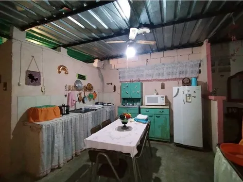 Casa En Venta En Las Palmas Urb. Camoruco Valencia Em-8370400
