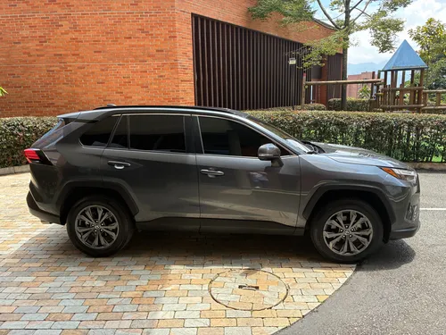 Toyota RAV4 2.5 Xle Hev 4X4