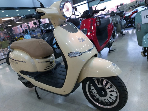 Imagen 2 de 15 de Scooter Eléctric Lucky Lion Italian Litio Moto No Sunra Elpr