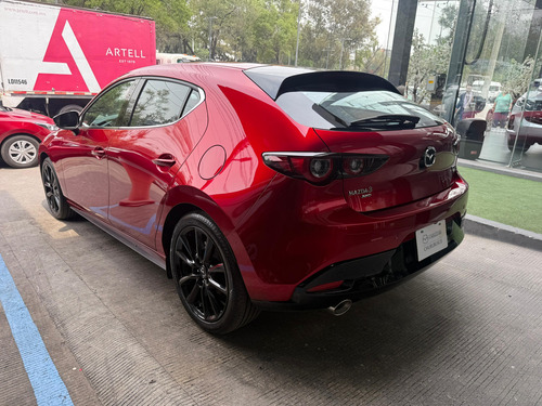 Mazda Mazda 3 2.5T Signature Hatchback At