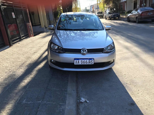 Imagen 3 de 9 de Volkswagen Voyage 1.6 Highline 101cv 2016
