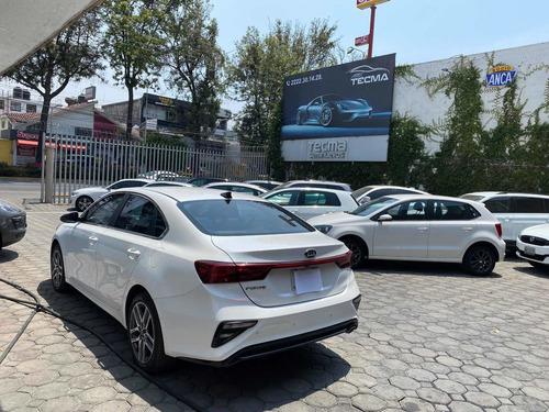 Imagen 6 de 11 de Kia Forte 2.0t Ex Premium Aut