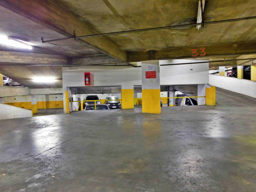 Imagen 14 de 17 de Venta De Cochera Cubierta En Villa Devoto