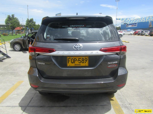 Toyota Fortuner 2.4l Street Tp 2400 Cc 4*2