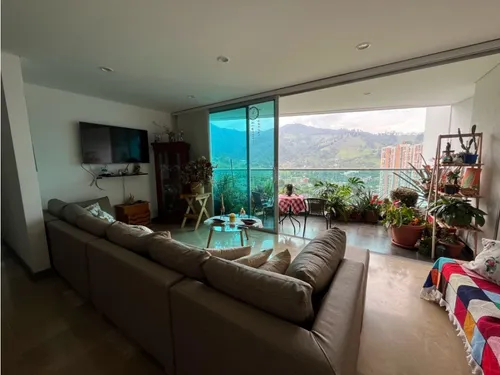 Apartamento Sabaneta-las Lomitas 101 Mt2- 3 Alcobas-unidad Completa