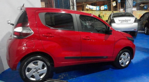 Imagem 3 de 8 de Fiat Mobi 2017 1.0 Like Flex 5p