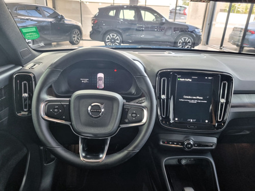 Volvo C40 P8 RECHARGE