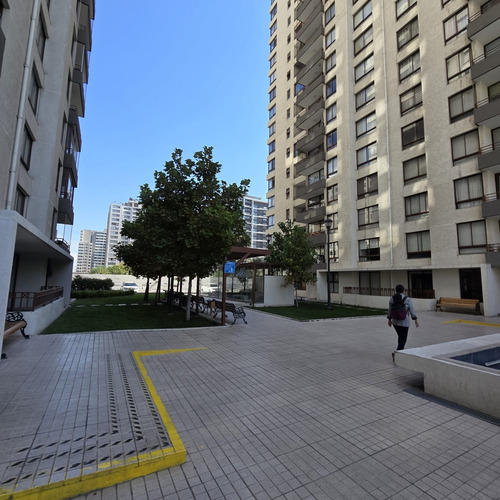 Se Vende Dpto. Con Vista Despejada Al Oriente Macul
