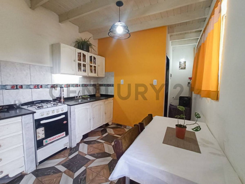 Casa 2 Ambientes En San Antonio De Padua, Merlo