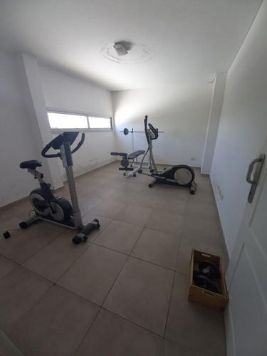 Imagen 25 de 30 de Amplio Y Moderno 2 Ambientes En Planta Baja.