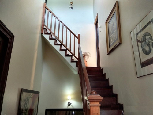 Casa. Venta. Pocitos. Excelente. 500mts Edificados.
