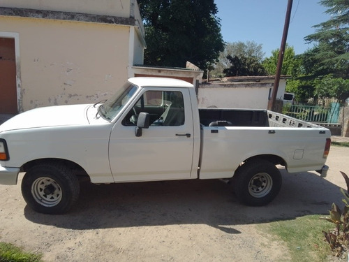 Imagen 3 de 8 de Ford F-100 Maxion