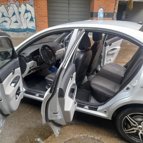 Hyundai Accent Vision 1.4
