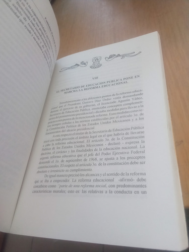 La Comisión Nacional De Los Libros De Texto Gratuitos - Juan (Usado)