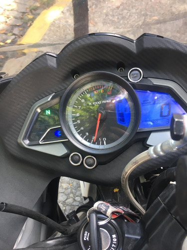 Bajaj Rouser Rs 200 Abs 2017