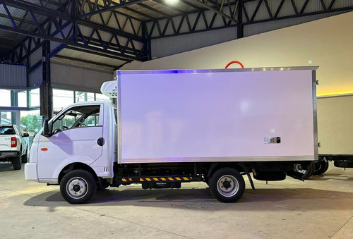 Camión Kama X1 C/s Furgón Refrigerado 0km My2025 P/3 Ton.
