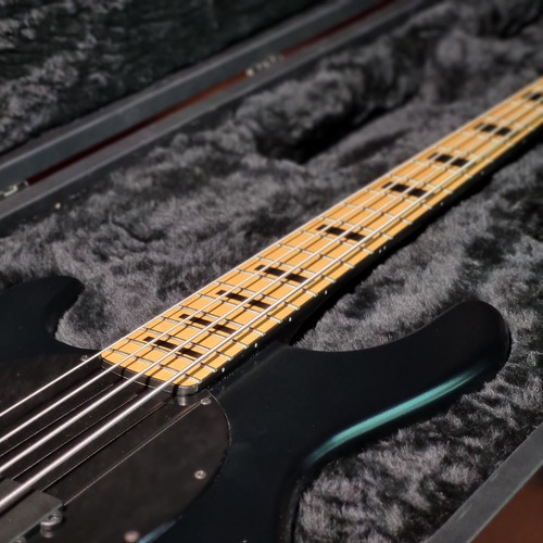 Baixo Canhoto 4 Cordas Ativo X-vector Osm Custom Musicman (Usado)