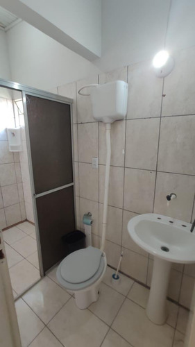 Imagem 4 de 8 de Kn0005 - Kitnet Para Locação Na Região Da Vila Paraguaia Em Foz Do Iguaçu - Pr - Kn0005