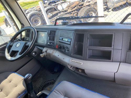 Imagem 4 de 8 de Vw 24-250 8x2 (bi-truck)