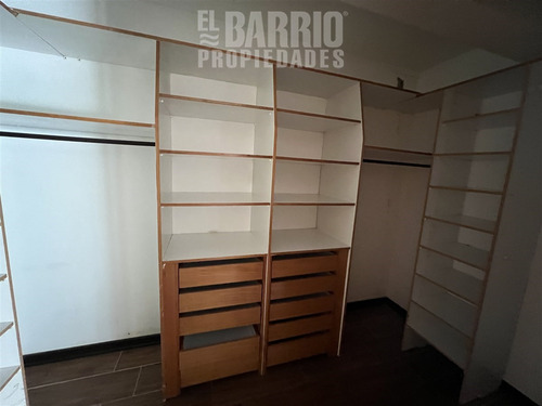Casa En Venta En Chicureo, A Pasos Del Colegio Santa Cruz