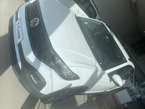 Imagem 2 de 6 de T-cross 1.0 200 Tsi Total Flex Automático