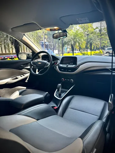 Chevrolet Onix 1.0T Premier Hatch At