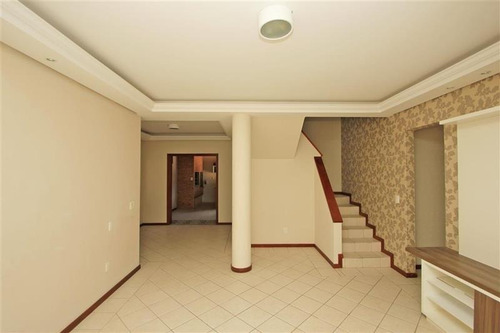 Casa À Venda, 224 M² Por R$ 1.350.000,00 - Itacorubi - Florianópolis/sc - Ca3321