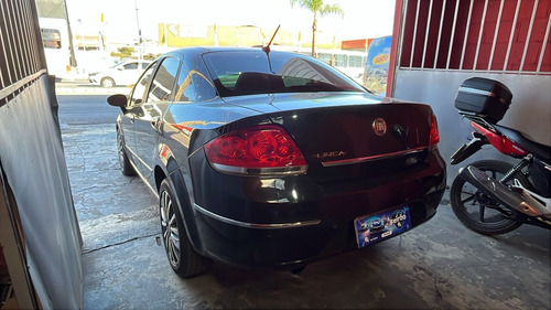 Fiat Linea 1.9 16v Hlx Flex Dualogic 4p