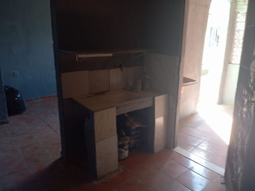 Terreno Com Duas Casas E Duas Lojas