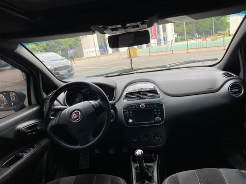 Fiat Punto Blackmotion + Teto Solar 2016