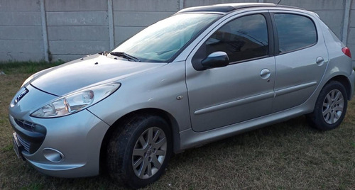 Peugeot 207 1.6 Xt