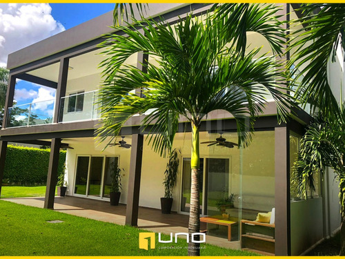 Imagen 13 de 16 de Hermosa Casa Equipada En Condominio, 5 Suites Zona Urubo