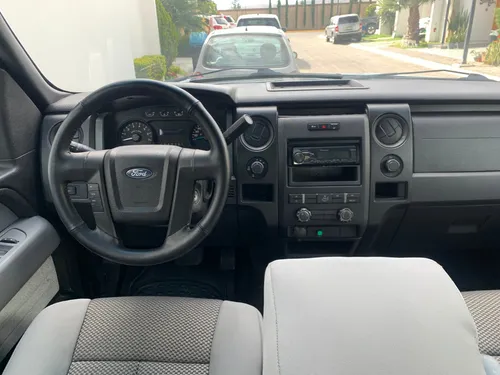 Ford F-150 XL DOBLE CABINA 4x4