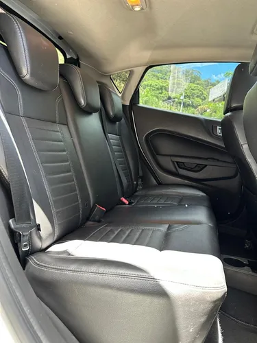 Ford Fiesta 1.6 Hatchback Titanium