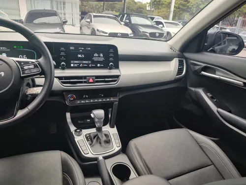 Kia Seltos 2.0 Zenith 4X2