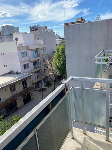 Se Alquila Monoambiente En Castelar Sur
