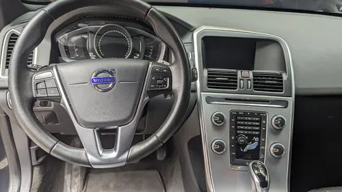 Volvo XC60 2.0 T5 Awd Summum