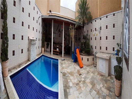 Sobrado Maravilhoso Na Mooca Com 400 M², Quintal Com 125m² Com Espaço Gourmet. - 13803
