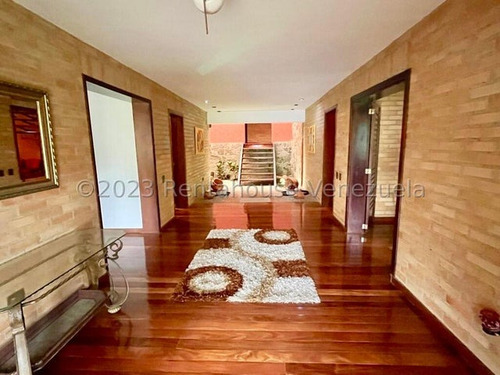 Espectacular Casa En Venta En Prados Del Este 