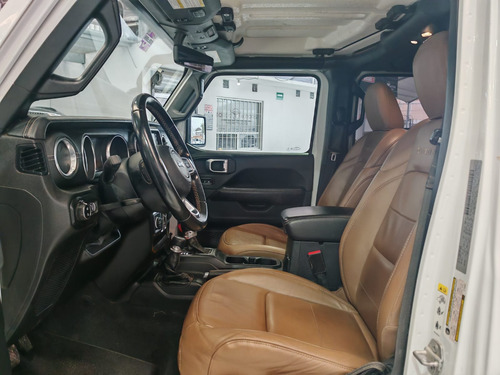 2020 Jeep Gladiator Overland 4x4
