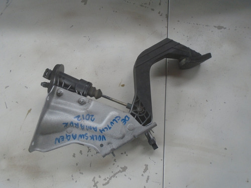 Vendo  Pedal De Clutch De Volkswagen Amarok Año 2012