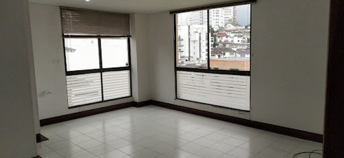 Imagen 14 de 18 de Consultorios En Venta Versalles 2790-23949