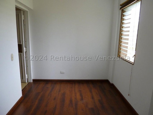 Apartamento En Alquiler Las Mesetas De Santa Rosa De Lima Ee