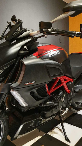 Ducati Diavel 1200